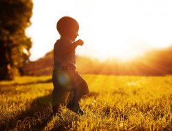 آفتاب: مزایا و معایب برای کودکان (قسمت دوم)