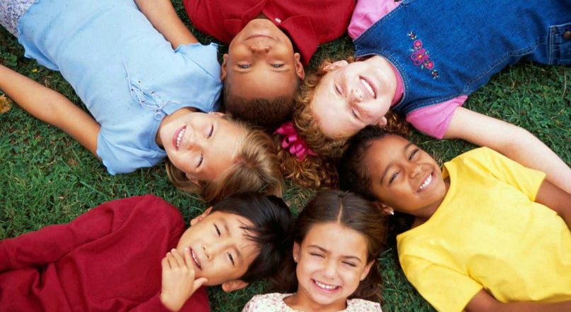دوست یابی در کودکان تا چه اندازه مهم است؟