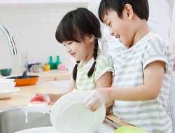 چگونه کودک مسئولیت پذیر تربیت کنیم؟