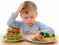 نقش والدین در کمک به تصمیم گیری در کودکان