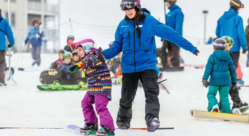 چگونه می توانیم فرزندمان را در ورزش های زمستانی کودکانه شرکت دهیم؟