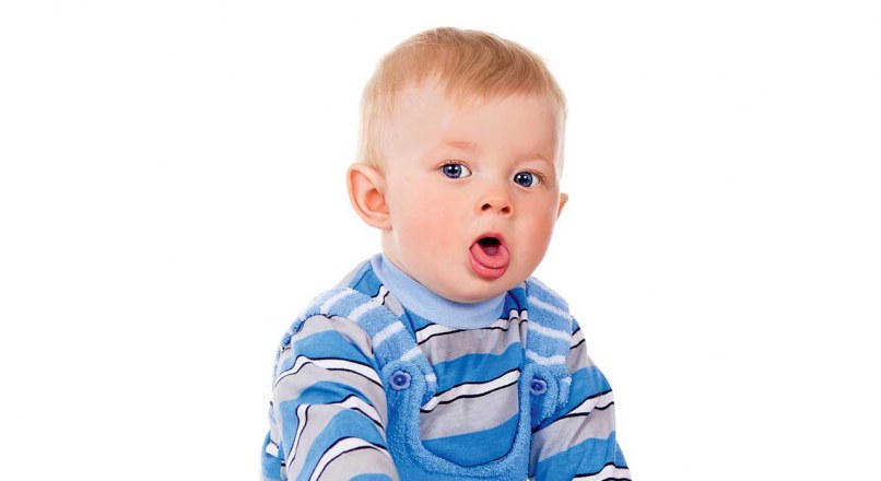 سرفه نوزاد چه معنایی می تواند داشته باشد؟