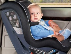 صندلی ایمنی کودک چیست و چه فایده ای برای کودکان دارد؟
