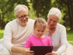 تاثیر پدر بزرگ و مادر بزرگ ها بر تربیت کودکان