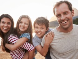 چطور والدین آگاه باشیم؟ + نکات طلایی تربیت کودکان